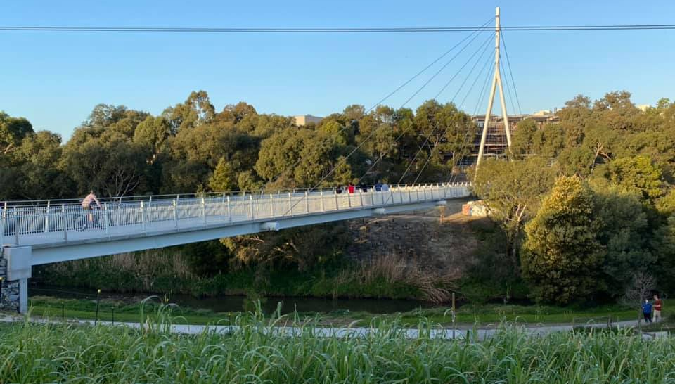 Victoria Walks: The Warrk Warrk bridge over the Merri Creek